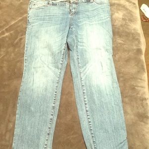 KUT from the Kloth Katy Boyfriend Jeans Size 16W